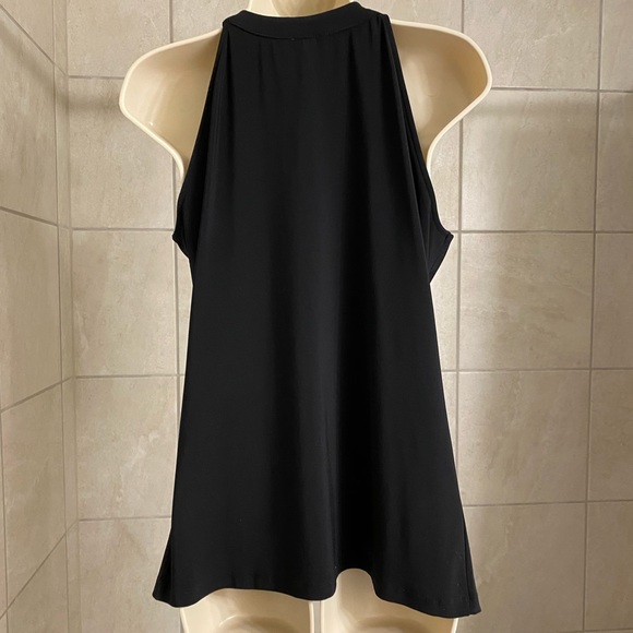 EUC Kenneth Cole Reaction black twisted bodice top with metallic detail, size M - Picture 6 of 7